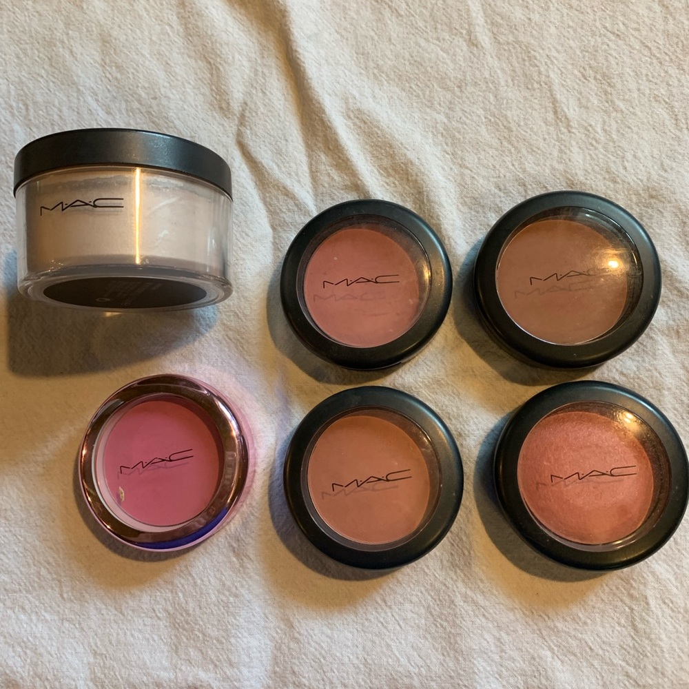 COPY - Mac eyeshadow and blush